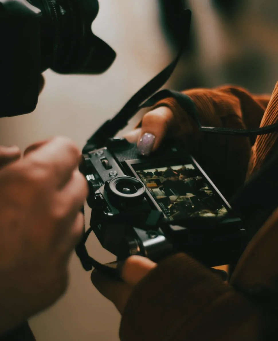 Do reporters and camera operators really need to train together?