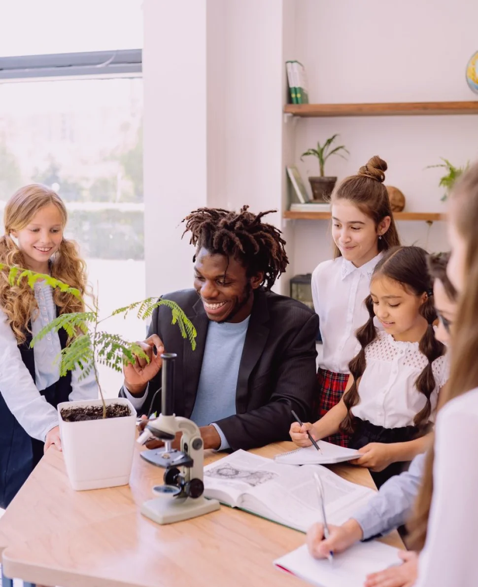 Before You Book a Newsroom Classroom Workshop: A Checklist